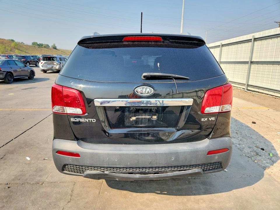 2011 Kia Sorento VIN 5XYKUDA20BG085083 COPART salvage auction — REAR END, Co - Certificate Of Title, sold $1,200 on 2026-08-03 (photo 6)