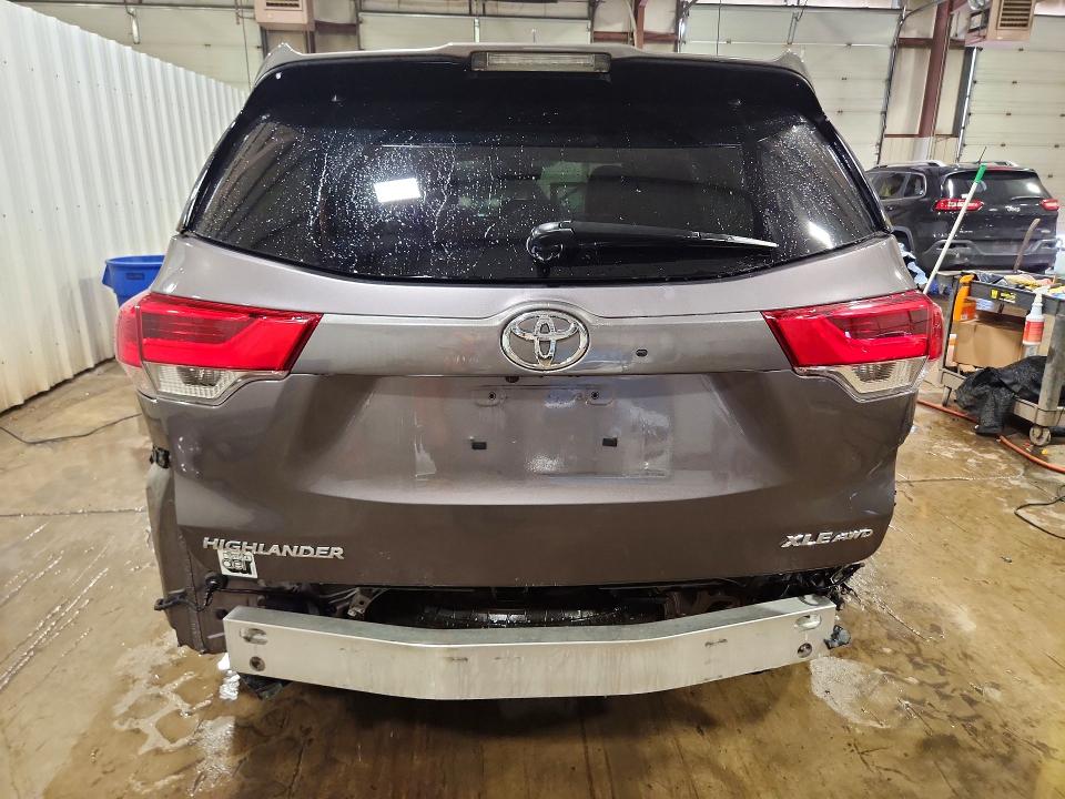 2019 Toyota Highlander VIN 5TDJZRFH6KS580236 COPART salvage auction — REAR END, PA - CERTIFICATE OF SALVAGE, sold $8,300 on 2026-07-28 (photo 6)