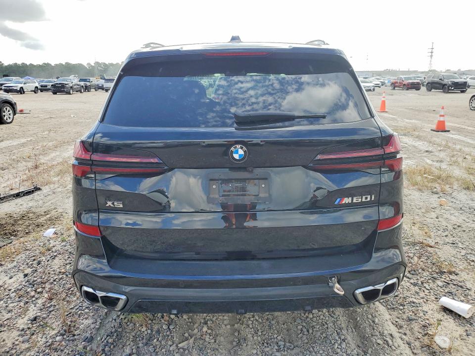 2025 BMW X5 VIN 5UX33EU01S9Y53810 COPART salvage auction — WATER/FLOOD, TX - SALVAGE TITLE-FLOOD DAMAGE, sold $35,750 on 2026-09-11 (photo 6)