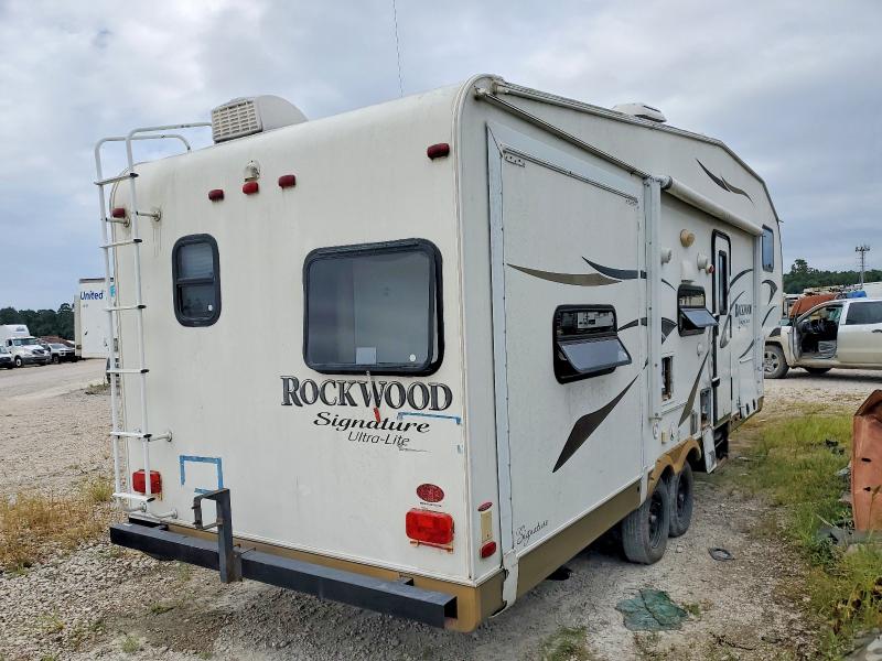 2013 Foresriver VIN 4X4FRLD26D1849587 COPART salvage auction — WATER/FLOOD, TX - CERT OF TITLE-REBLT SLVG FLOOD (P), sold $30 on 2026-09-18 (photo 4)