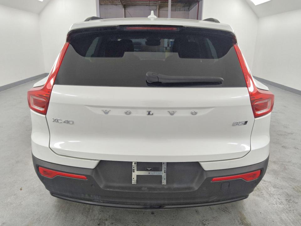 2024 Volvo Xc40 VIN YV4L12UK2R2211653 COPART salvage auction — FRONT END, CA - CERTIFICATE OF TITLE, sold $14,100 on 2026-08-04 (photo 6)