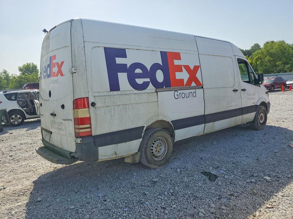 2014 Freightliner Sprinter 2500 VIN WDYPE8DC4E5889581 COPART salvage auction — MECHANICAL, KY - CERTIFICATE OF TITLE, sold $200 on 2026-08-10 (photo 3)