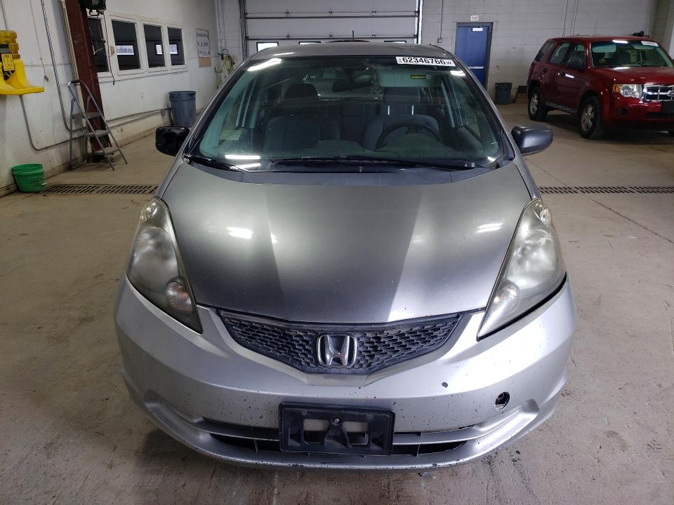 2010 Honda Fit VIN JHMGE8H23AC019161 COPART salvage auction — MINOR DENT/SCRATCHES, Mn - Non Public Clean Title, sold $200 on 2026-07-28 (photo 5)