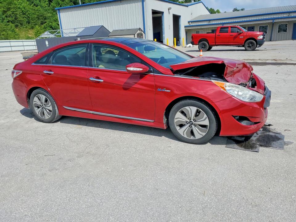 2015 Hyundai Sonata VIN KMHEC4A46FA120521 COPART salvage auction — FRONT END, Salvage Title, sold $325 on 2026-07-30 (photo 4)