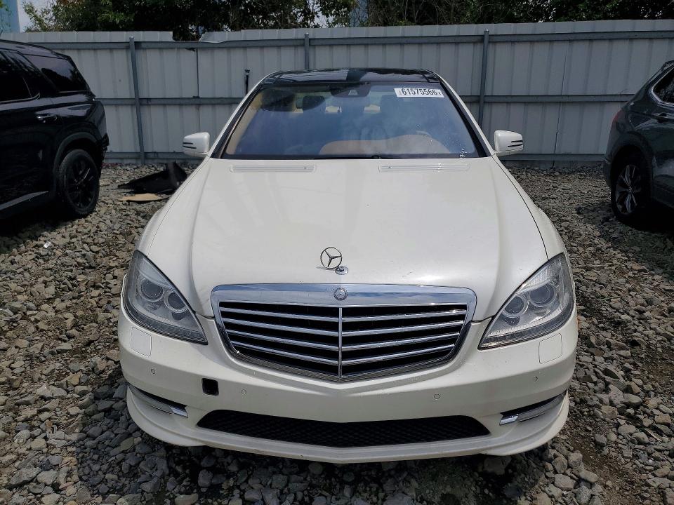 2010 Mercedes-benz S-klasse VIN WDDNG7BB7AA356813 COPART salvage auction — WATER/FLOOD, Nj - Cert Of Title-Salvage Flood, sold $950 on 2026-08-10 (photo 5)