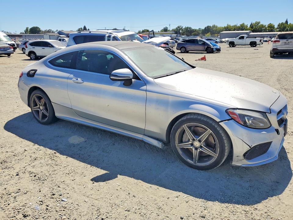 2017 Mercedes-benz C-klasse VIN WDDWJ4JB3HF362935 COPART salvage auction — FRONT END, Ca - Dis/Dlr/Exp Only Clean Title (P), sold $2,750 on 2026-07-30 (photo 4)