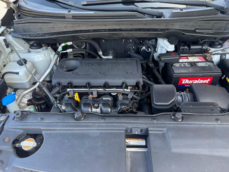 2012 Hyundai VIN KM8JUCAC4CU395912 COPART salvage auction — MINOR DENT/SCRATCHES, Nh - Certificate Of Title (P), sold $1,950 on 2026-07-27 (photo 7)
