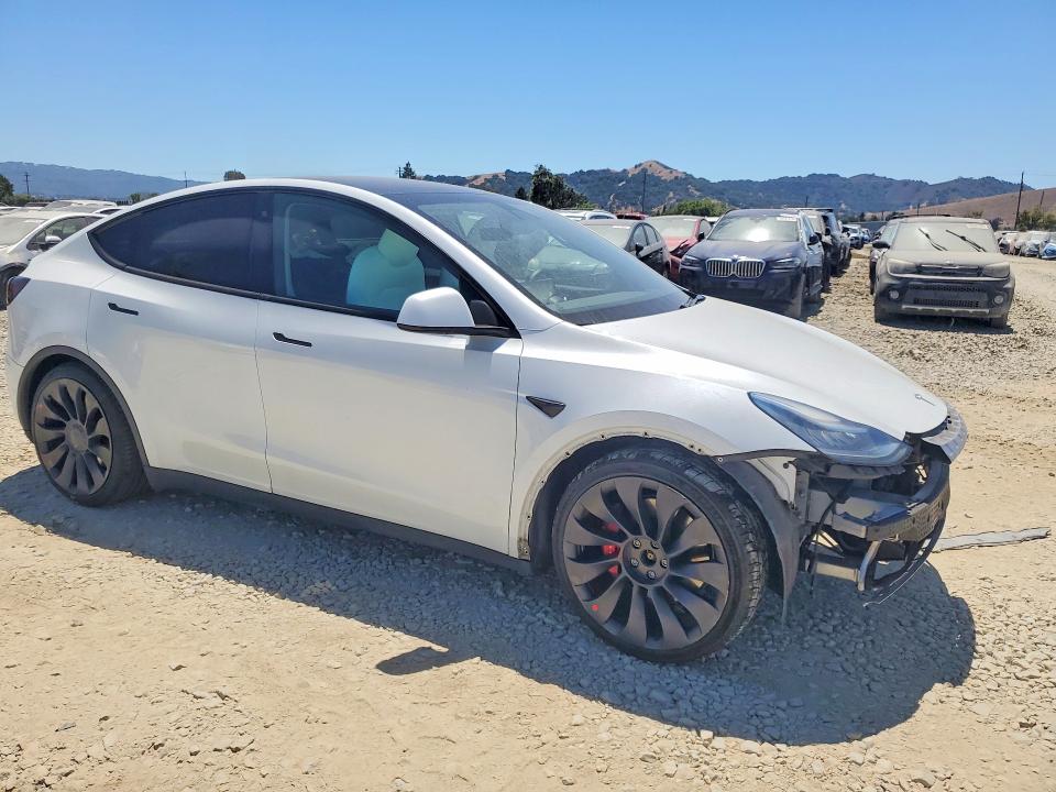 2020 Tesla Model y VIN 5YJYGDEFXLF018806 COPART salvage auction — FRONT END, Ca - Salvage Certificate, sold $9,900 on 2026-07-16 (photo 4)