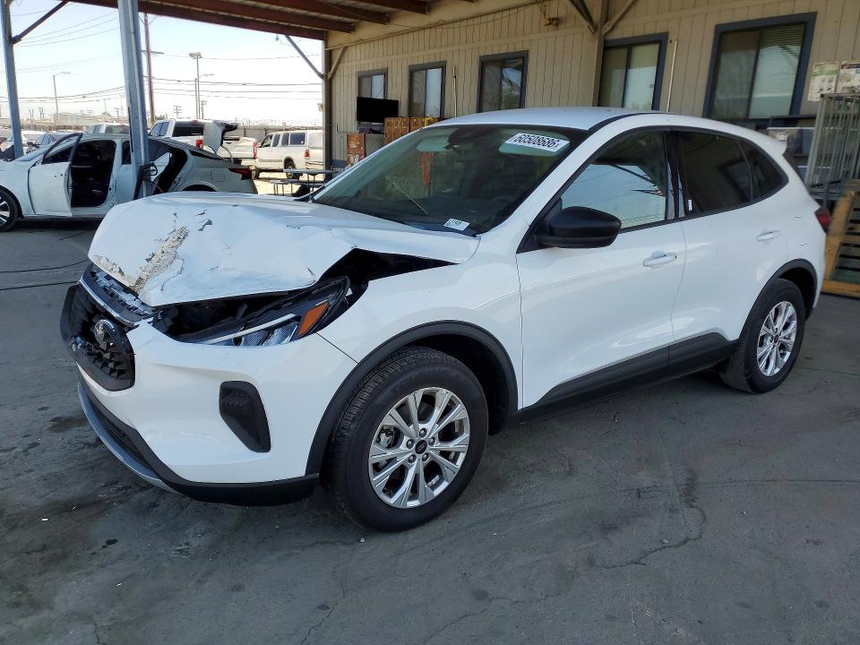 2025 Ford Escape VIN 1FMCU9GN3SUA85656 COPART salvage auction — FRONT END, Ca - Salvage Certificate, sold $3,100 on 2026-08-20 (photo 1)