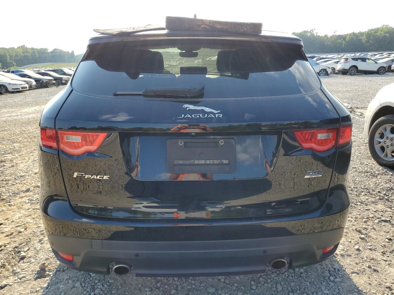 2019 Jaguar F-pace VIN SADCK2GX6KA395177 COPART salvage auction — FRONT END, TN - SALVAGE CERTIFICATE, sold $5,900 on 2025-03-25 (photo 6)