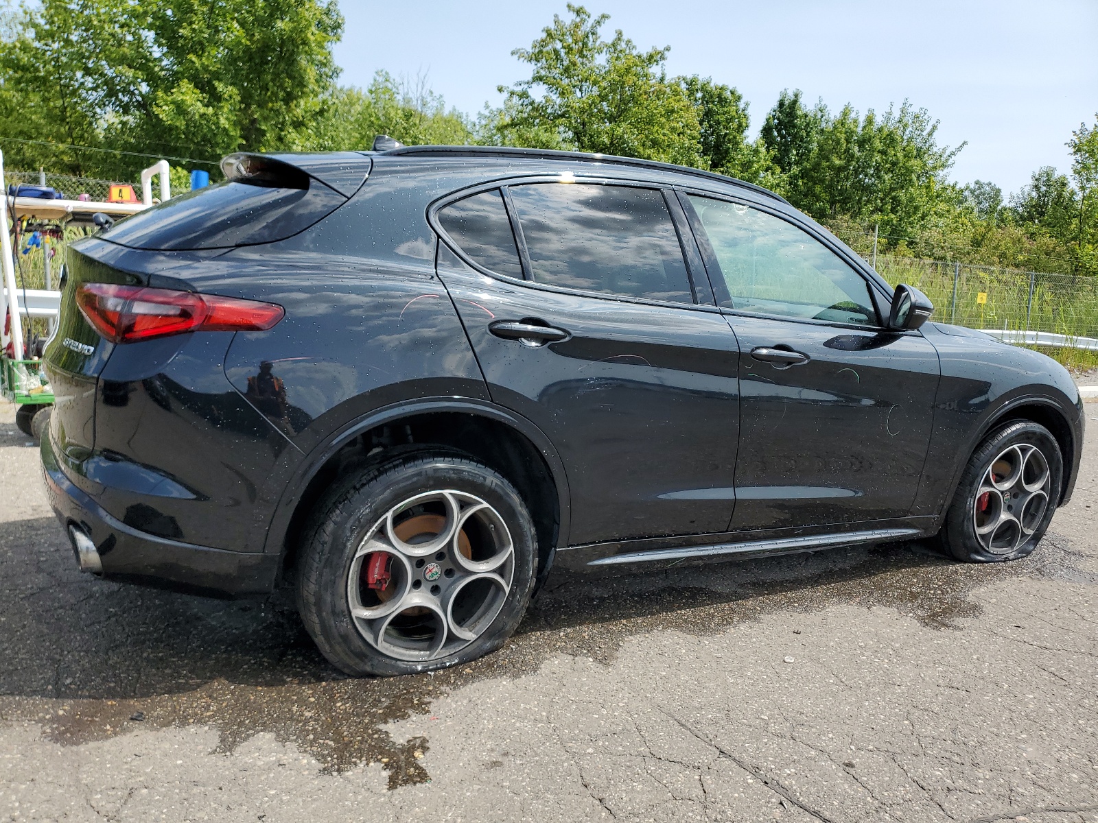 2020 Alfa romeo Stelvio VIN ZASPAKAN1L7C87854 COPART salvage auction — MINOR DENT/SCRATCHES, Mi - Certificate Of Title, sold $9,500 on 2026-07-03 (photo 3)