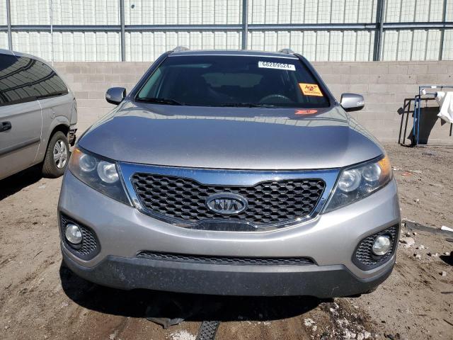 2013 Kia Sorento VIN 5XYKTDA21DG366556 COPART salvage auction — BIOHAZARD/CHEMICAL, Nm - Non-Repairable Vehicle Cert, sold $400 on 2026-07-02 (photo 5)