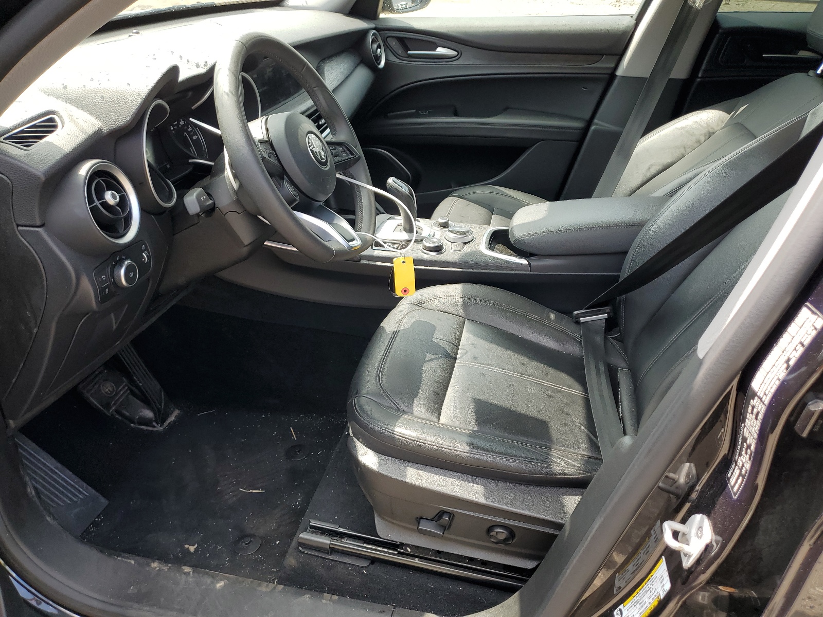 2020 Alfa romeo Stelvio VIN ZASPAKAN1L7C87854 COPART salvage auction — MINOR DENT/SCRATCHES, Mi - Certificate Of Title, sold $9,500 on 2026-07-03 (photo 7)