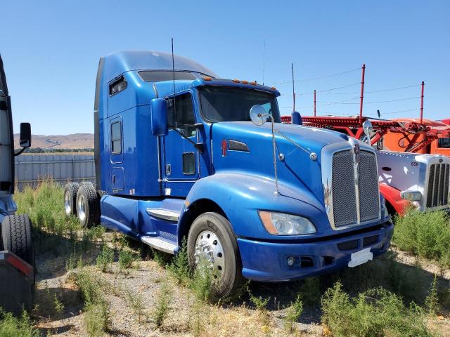 2013 Kenworth Construction VIN 1XKAD49X4DJ345617 — COPART salvage auction photo