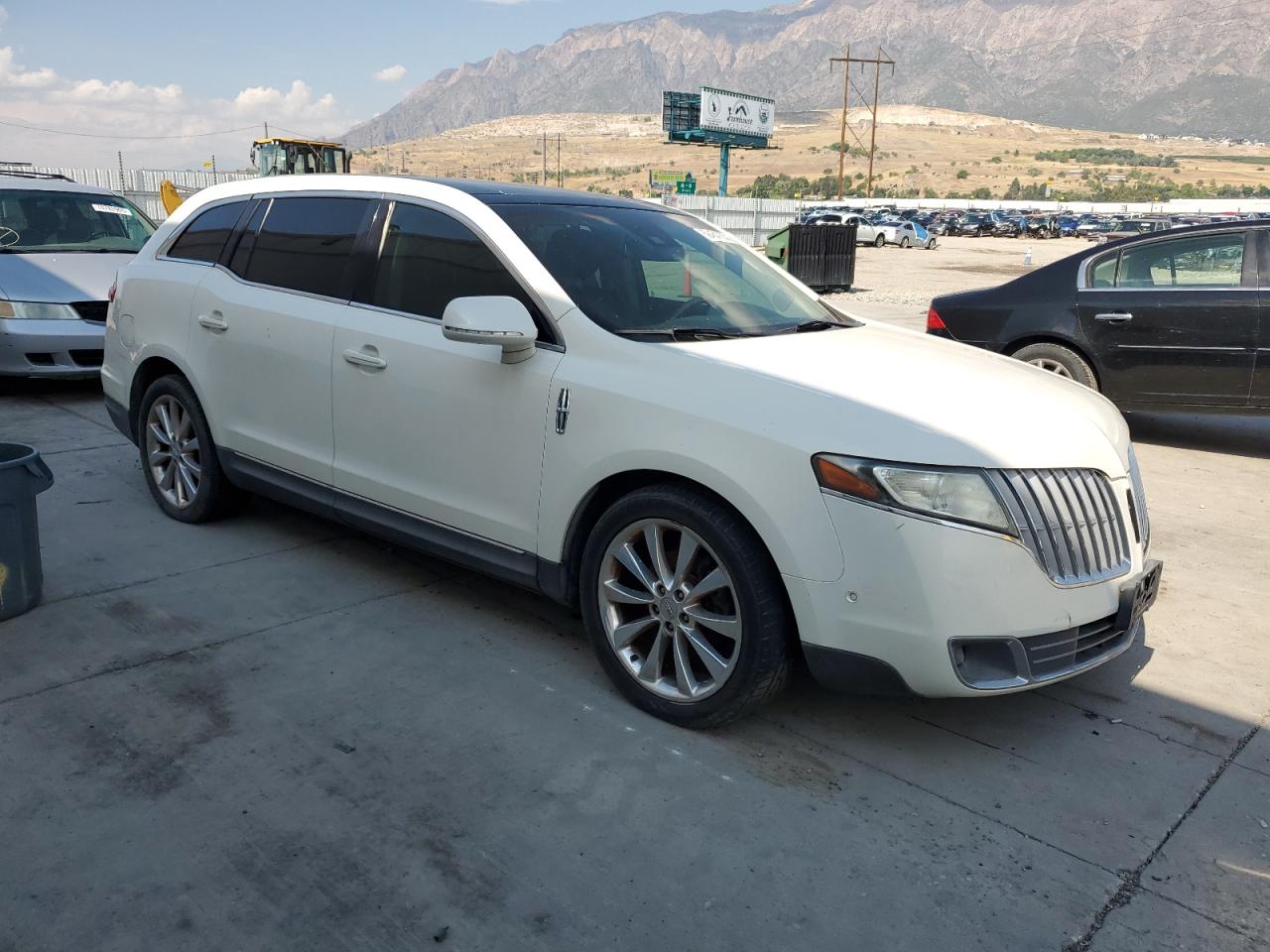 2012 Lincoln MKT VIN 2LMHJ5AT9CBL53684 COPART salvage auction — Front End, UT - CERTIFICATE OF TITLE, sold $875 on 2026-09-15 (photo 4)