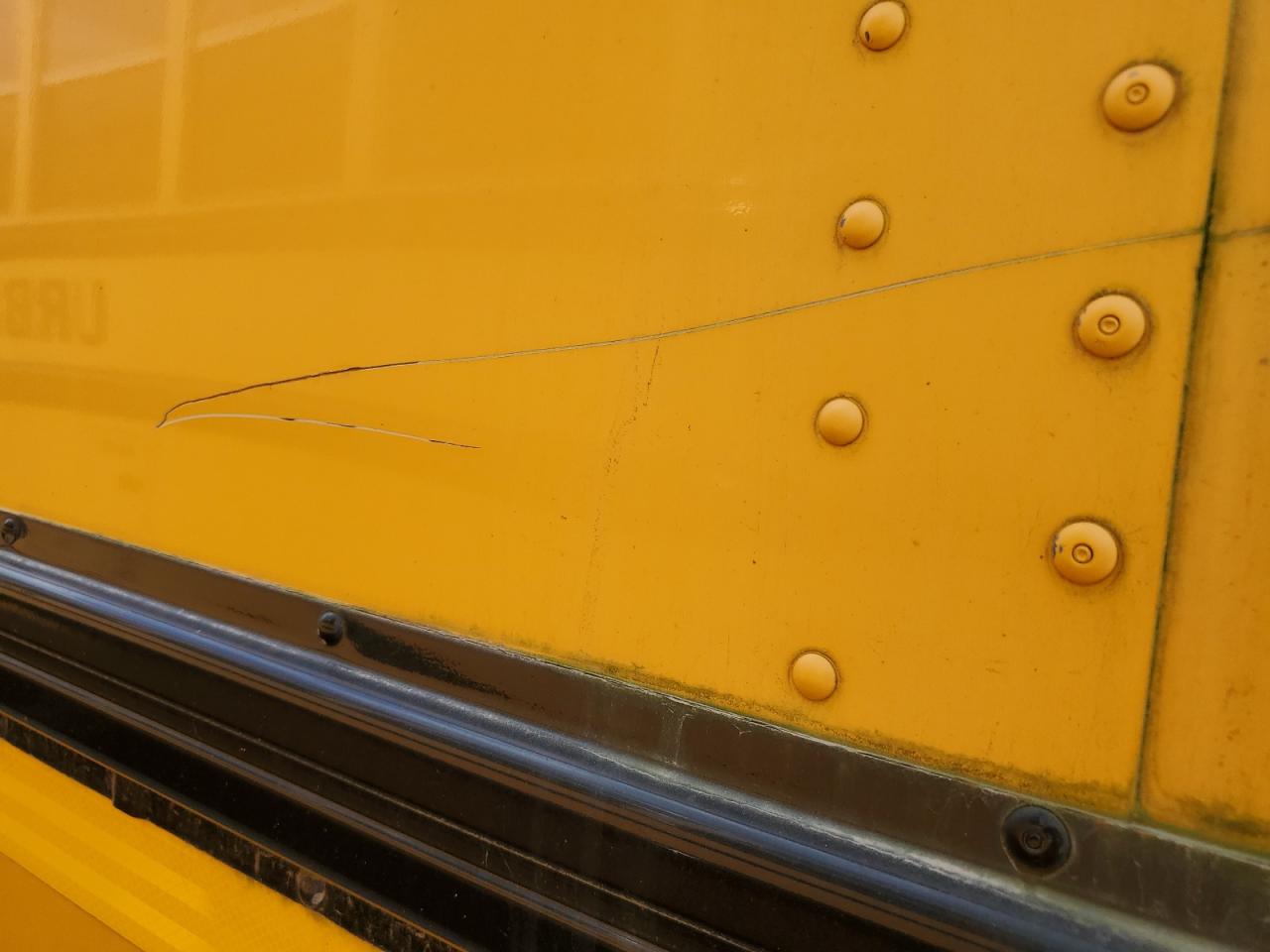 2013 Ic Corporation Ce Series School VIN 4DRBUSKN4DB301118 COPART salvage auction — Minor Dent/Scratches, IA - CERTIFICATE OF TITLE, sold $1,200 on 2026-07-06 (photo 9)