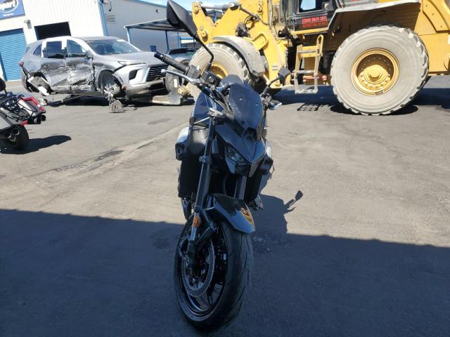 2025 Kawasaki Zr900 VIN ML5ZRDS13SDA03090 COPART salvage auction — SIDE, Salvage Title, sold $2,850 on 2026-07-16 (photo 2)