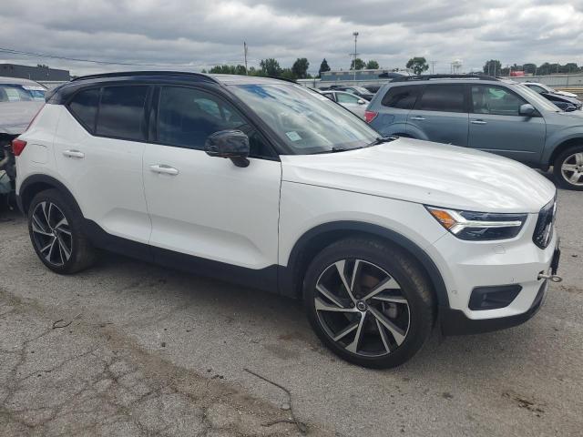 2021 Volvo Xc40 VIN YV4162UM2M2396712 COPART salvage auction — SIDE, Salvage Title, sold $350 on 2026-07-27 (photo 4)