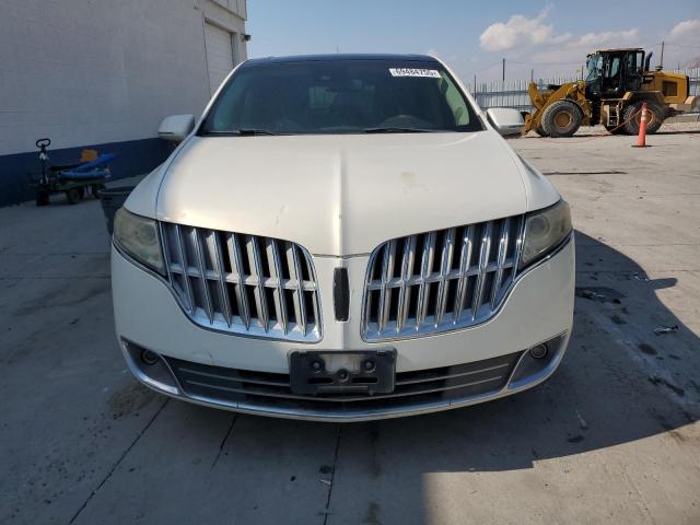 2012 Lincoln MKT VIN 2LMHJ5AT9CBL53684 COPART salvage auction — FRONT END, Ut - Certificate Of Title, sold $875 on 2026-09-10 (photo 5)
