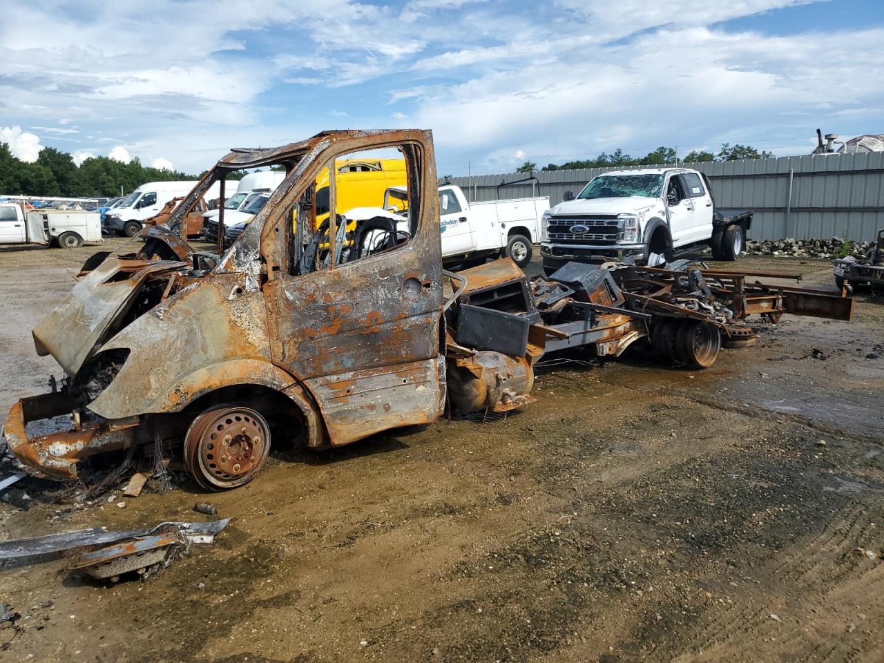 2016 Mercedes-Benz Sprinter VIN WDAPF4CC9G9655017 — COPART salvage auction photo