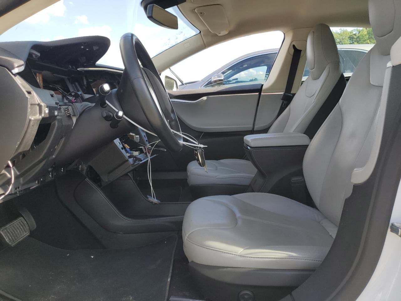 2014 Tesla Model s VIN 5YJSA1H1XEFP55657 COPART salvage auction — Front End, PA - CERT OF TITLE, sold $975 on 2026-06-16 (photo 7)