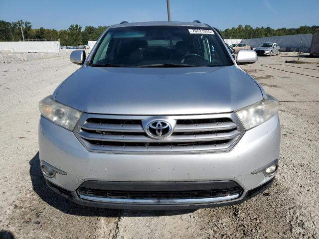 2012 Toyota Highlander VIN 5TDBK3EH4CS127452 COPART salvage auction — SIDE, Salvage Title, sold $3,250 on 2026-07-16 (photo 5)