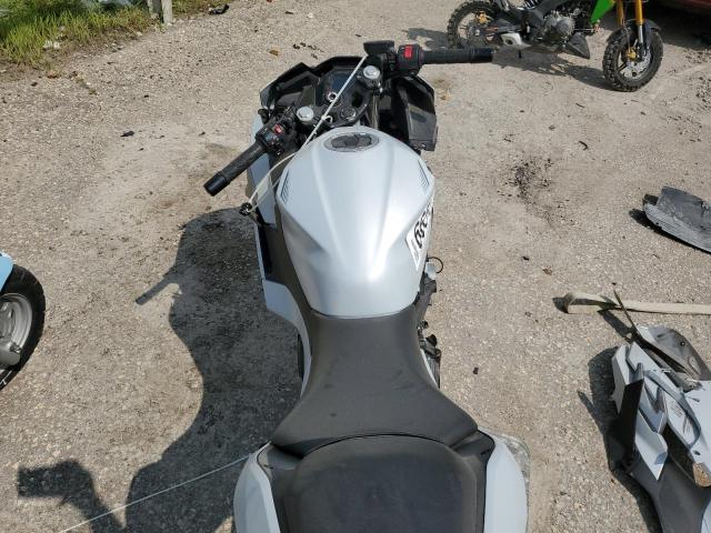 2025 Kawasaki Ex500 VIN ML5EXGG12SDA44339 COPART salvage auction — SIDE, Ks - Cert Of Title-Salvage, sold $1,050 on 2026-08-02 (photo 6)