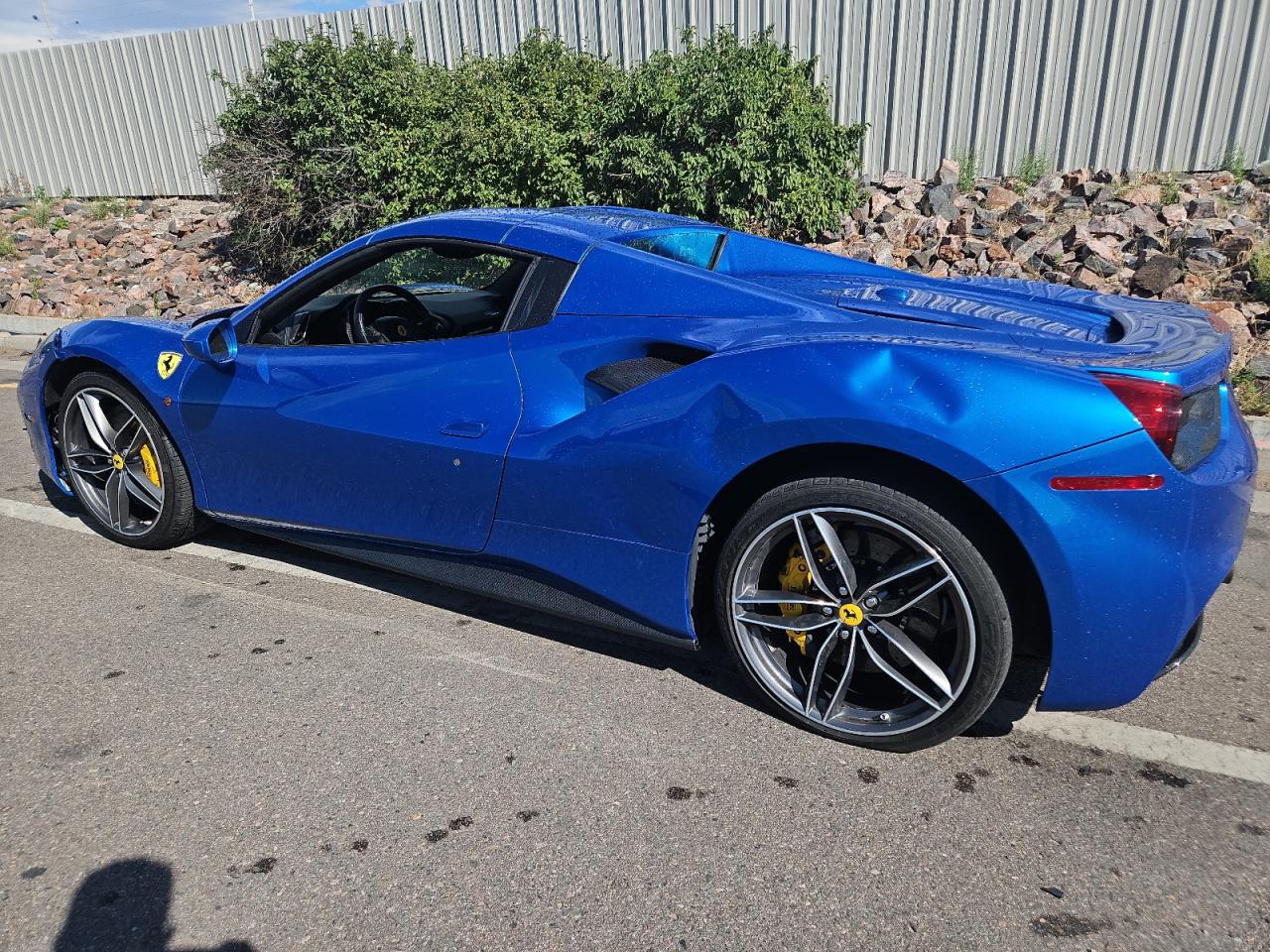 2017 Ferrari 488 Spider VIN ZFF80AMA3H0220631 COPART salvage auction — Front End, Salvage Title, sold $170,000 on 2021-09-27 (photo 2)