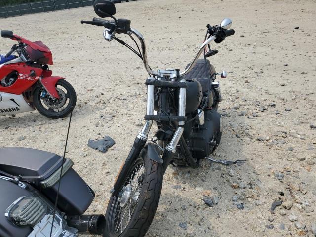 2017 Harley-davidson Fx VIN 1HD1GXM10HC323565 COPART salvage auction — ROLLOVER, NH - CERT OF TITLE-SALVAGE, sold $1,300 on 2026-07-21 (photo 2)