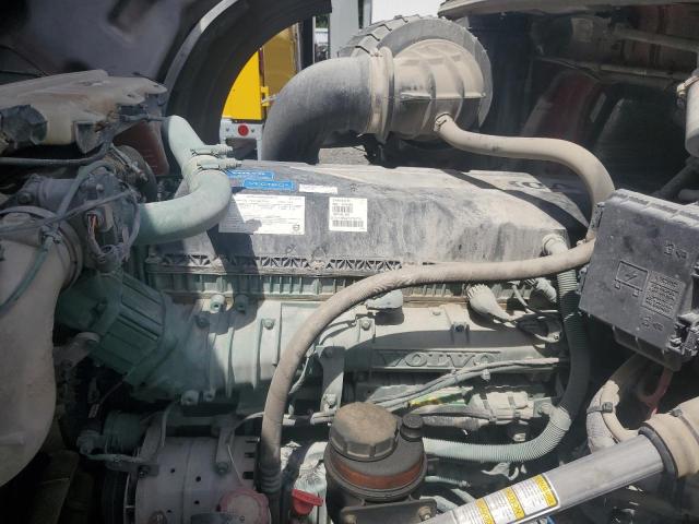 2023 Volvo Vn VIN 4V4NC9EH4PN616494 COPART salvage auction — BURN, TX - SALVAGE VEHICLE TITLE, sold $3,400 on 2026-07-22 (photo 7)