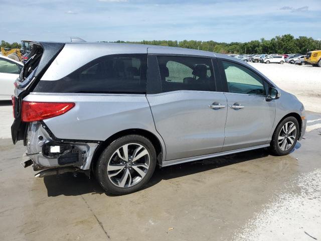 2022 Honda Odyssey VIN 5FNRL6H83NB067714 COPART salvage auction — REAR END, Salvage Title, sold $11,600 on 2026-09-02 (photo 3)