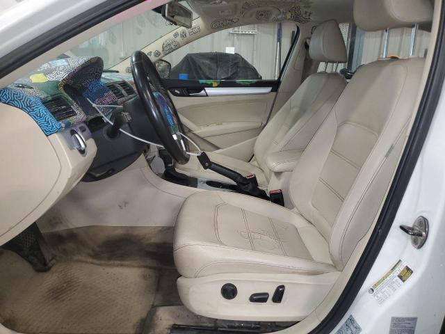 2013 Volkswagen Passat VIN 1VWBP7A35DC033227 COPART salvage auction — FRONT END, Tx - Salvage Vehicle Title, sold $225 on 2026-07-08 (photo 7)