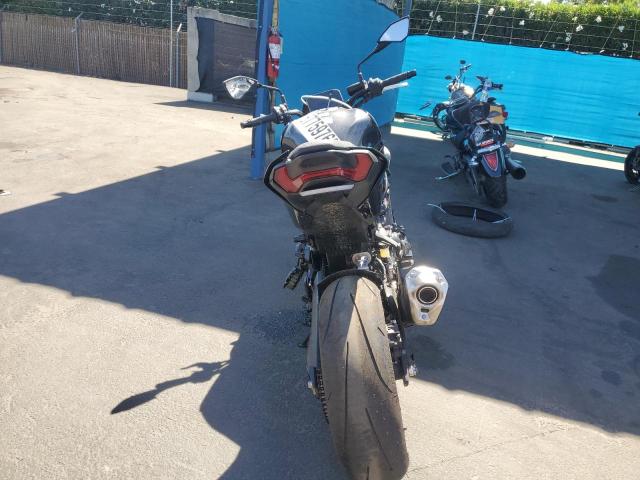 2025 Kawasaki Zr900 VIN ML5ZRDS13SDA03090 COPART salvage auction — SIDE, Salvage Title, sold $2,850 on 2026-07-16 (photo 4)