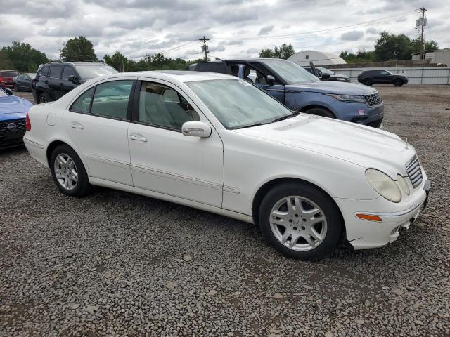 2005 Mercedes-benz E-klasse VIN WDBUF26J75A733836 COPART salvage auction — FRONT END, Nj - Cert Of Title-Salvage, sold $575 on 2026-07-17 (photo 4)