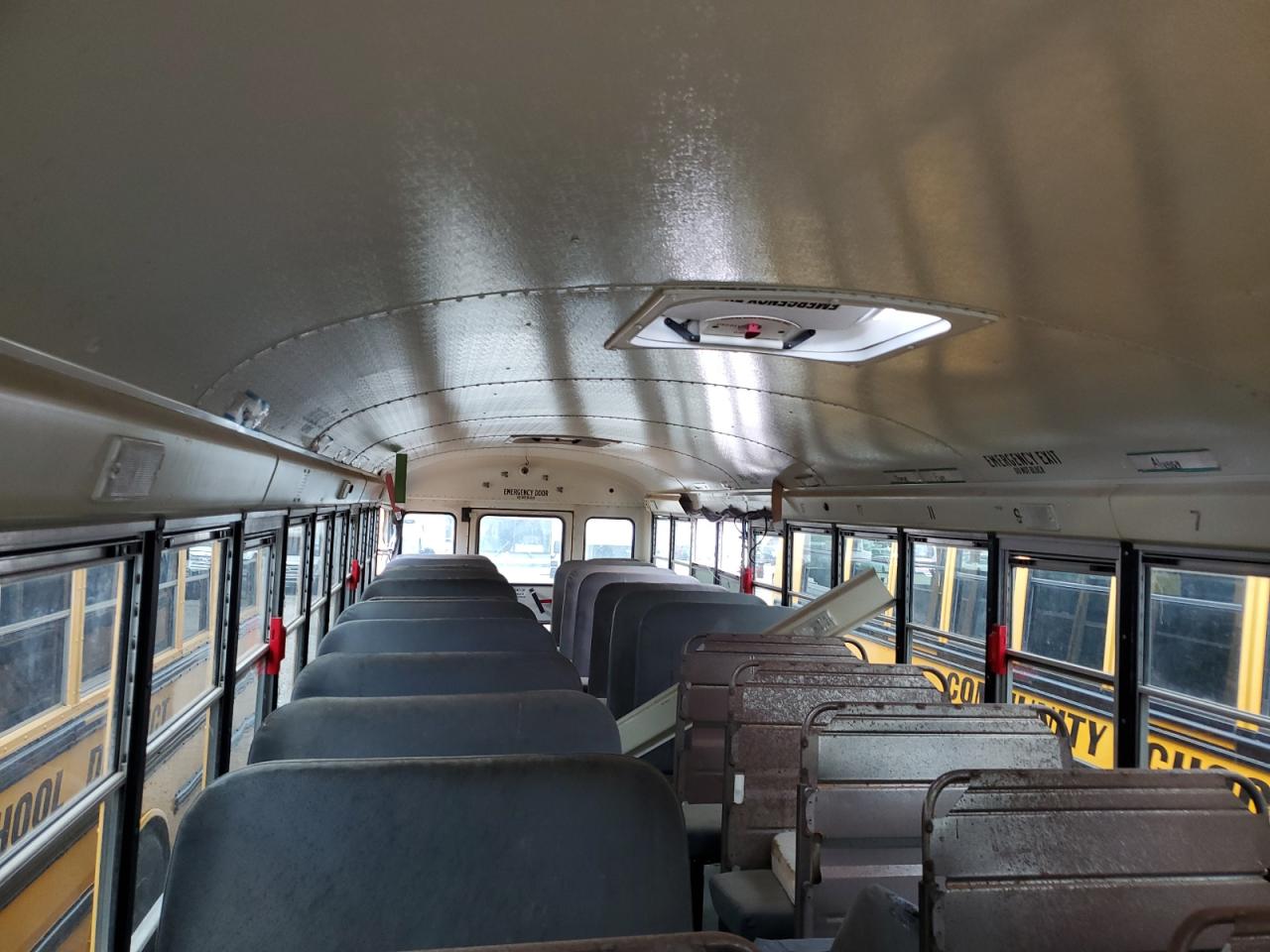 2013 Ic Corporation Ce Series School VIN 4DRBUSKNXDB300958 COPART salvage auction — Rear End, IA - CERTIFICATE OF TITLE, sold $1,200 on 2026-07-06 (photo 6)