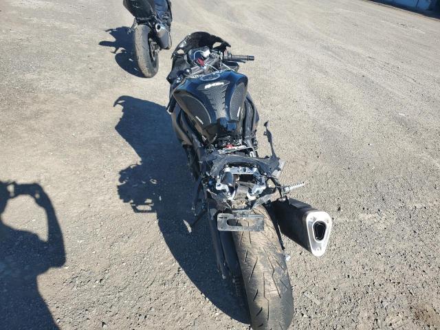 2025 Kawasaki Zx636 VIN JKBZXJJ14SA018097 COPART salvage auction — ALL OVER, QC - GRAVEMENT ACCIDENTE, sold $1,350 on 2026-07-14 (photo 4)