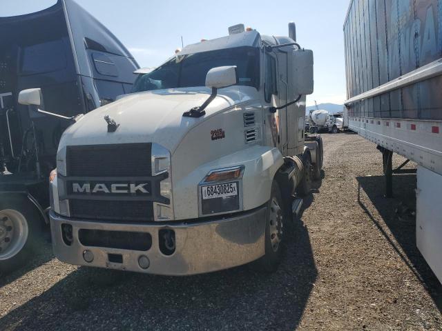 2023 Mack Anthem VIN 1M1AN4GY3PM036261 COPART salvage auction — ROLLOVER, MT - SALVAGE CERTIFICATE OF A VEHIC, sold $7,600 on 2026-07-30 (photo 2)