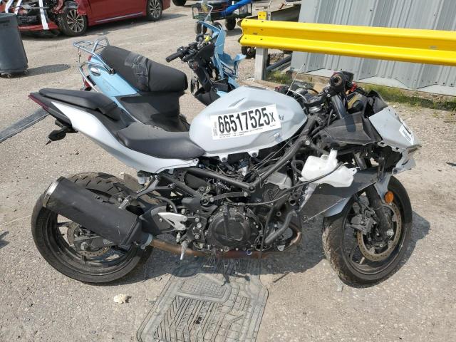 2025 Kawasaki Ex500 VIN ML5EXGG12SDA44339 COPART salvage auction — SIDE, Ks - Cert Of Title-Salvage, sold $1,050 on 2026-08-02 (photo 1)