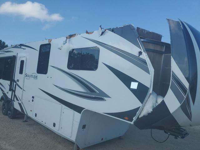 2024 Grand design Solitude VIN 573FS3925RAA18667 COPART salvage auction — ALL OVER, KS - CERT OF TITLE-SALVAGE, sold $3,550 on 2026-08-27 (photo 9)