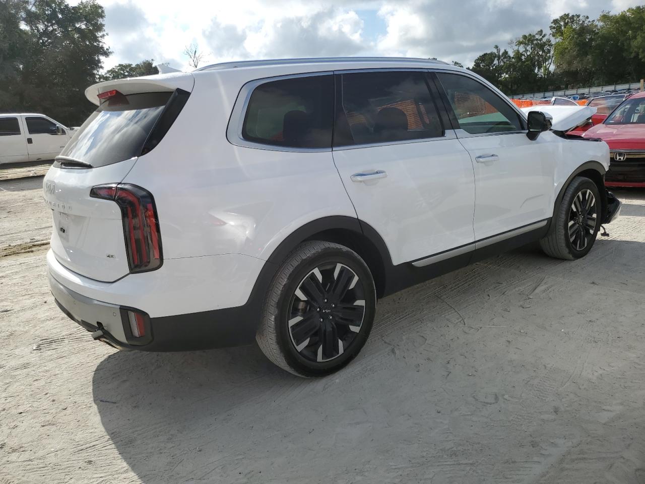 2023 Kia Telluride VIN 5XYP5DGC0PG409952 COPART salvage auction — Front End, FL - CERT OF TITLE SLVG REBUILDABLE, sold $8,000 on 2026-06-30 (photo 3)