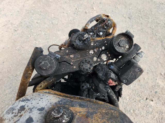 2005 Ducati Supersport VIN ZDM1LAAN15B004795 COPART salvage auction — FRONT END, Al - Cert Of Title-Parts Only Salvg, sold $15 on 2026-07-29 (photo 7)