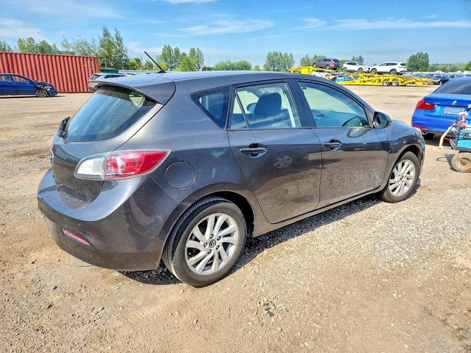 2013 Mazda 3 VIN JM1BL1KFXD1817502 COPART salvage auction — FRONT END, On - Permit Salvage, sold $300 on 2026-09-10 (photo 3)