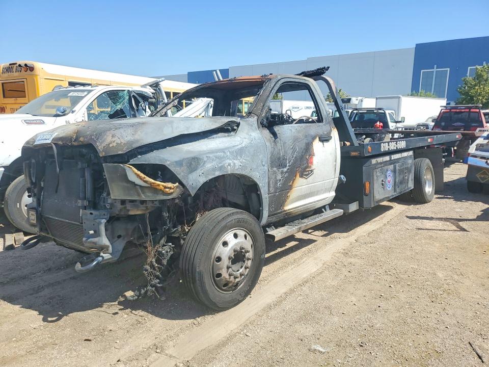 2014 Ram 5500 VIN 3C7WRMDL0EG303460 — COPART salvage auction photo