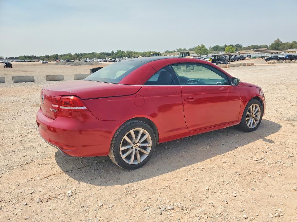2012 Volkswagen Eos VIN WVWBW7AH2CV012968 COPART salvage auction — MINOR DENT/SCRATCHES, Ok - Certificate Of Title (P), sold $1,500 on 2026-08-06 (photo 3)