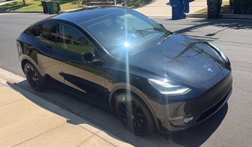 2021 Tesla Model y VIN 5YJYGDEE2MF222671 — COPART salvage auction photo