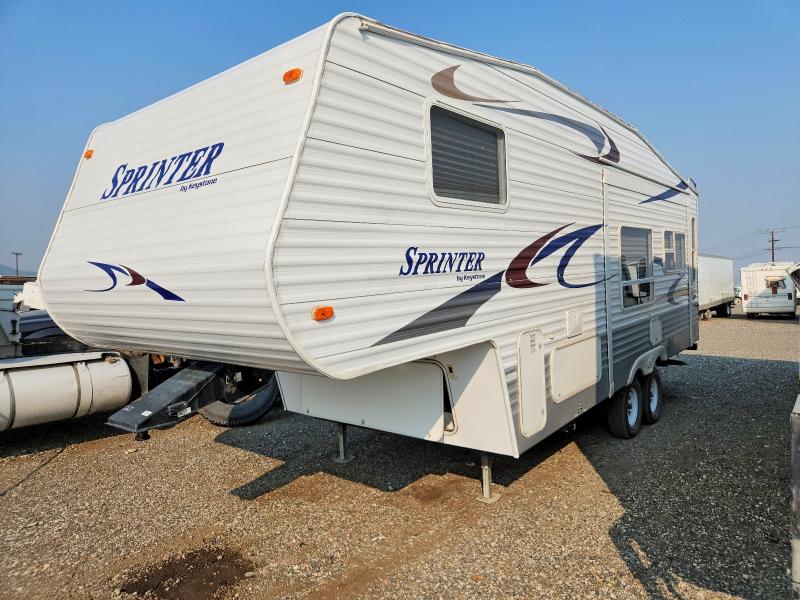 2004 Keystone Sprinter VIN 4YDF252294K211334 COPART salvage auction — HAIL, MT - CERTIFICATE OF TITLE TOTALED, sold $1,000 on 2026-09-18 (photo 2)