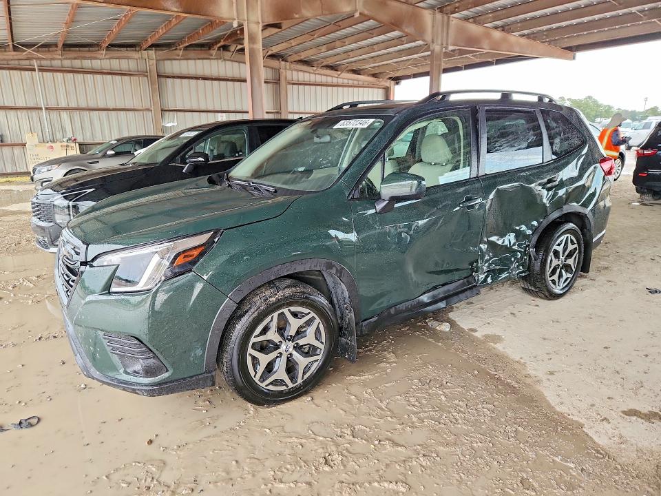 2022 Subaru Forester VIN JF2SKAEC8NH467902 — COPART salvage auction photo