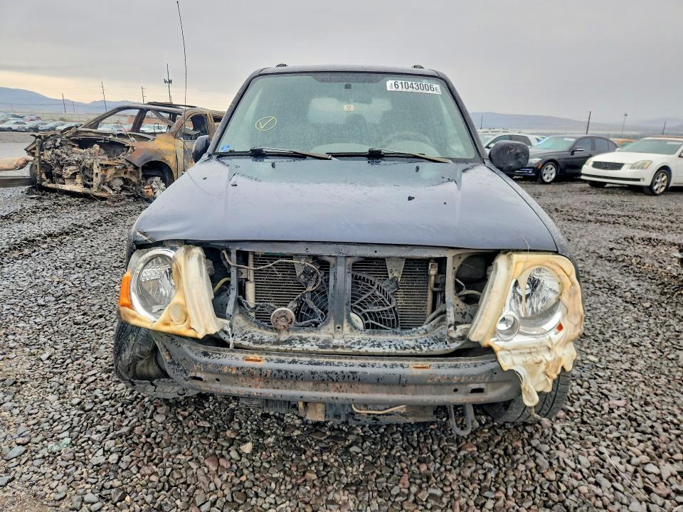 2004 Suzuki Xl-7 VIN JS3TX92V344113141 COPART salvage auction — FRONT END, NV - SALVAGE TITLE, sold $100 on 2026-09-24 (photo 5)