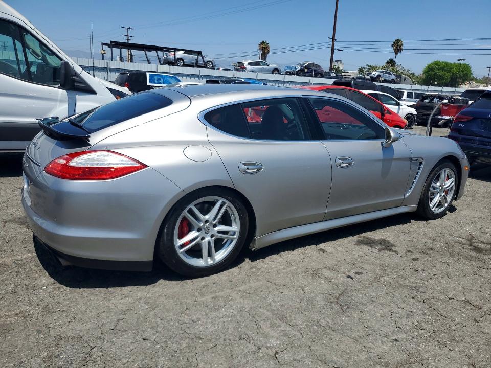 2010 Porsche Panamera VIN WP0AC2A75AL091057 COPART salvage auction — MINOR DENT/SCRATCHES, WA - DIS/DLR/EXP ONLY CLEAN TITLE, sold $5,300 on 2026-08-13 (photo 3)