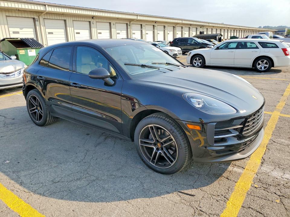 2020 Porsche Macan VIN WP1AA2A59LLB15169 COPART salvage auction — REAR END, Ky - Cert Of Title-Salvage, sold $19,000 on 2026-08-27 (photo 4)
